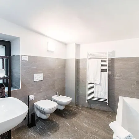 Lumina - Secluded Garden Retreat - View 빌라 *