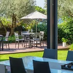 فيلة Lumina - Secluded Garden Retreat - View تورنو