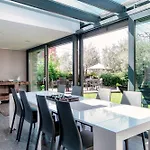 Lumina - Secluded Garden Retreat - View Villa *