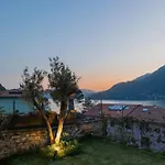 فيلة Lumina - Secluded Garden Retreat - View