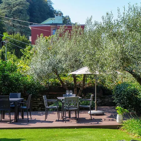 Lumina - Secluded Garden Retreat - View Villa