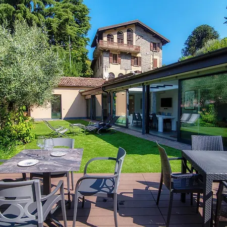 Lumina - Secluded Garden Retreat - View * Torno