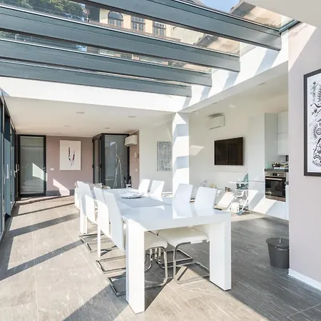 Lumina - Secluded Garden Retreat - View *