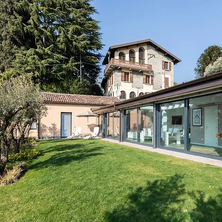 Lumina - Secluded Garden Retreat - View * Torno