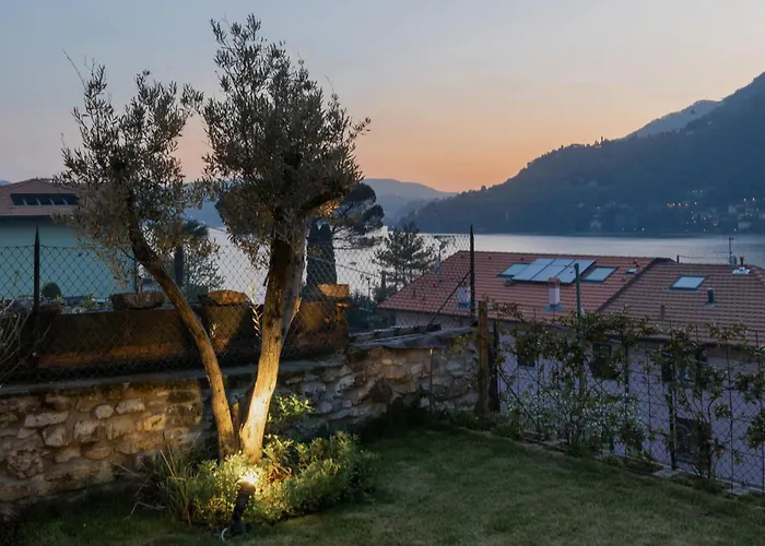 Villa Lumina - Secluded Garden Retreat - View