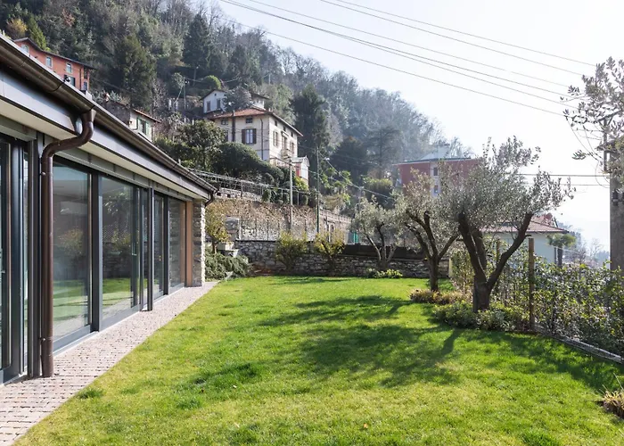 Villa Lumina - Secluded Garden Retreat - View Torno