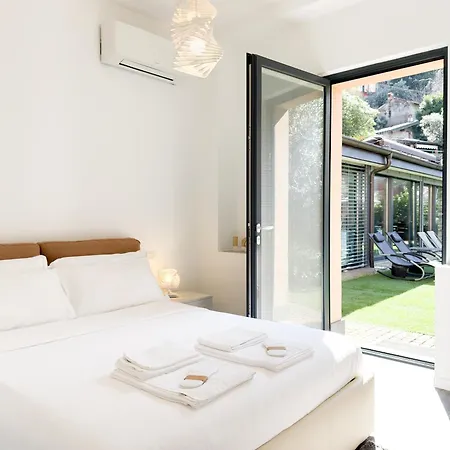 Lumina - Secluded Garden Retreat - View Villa