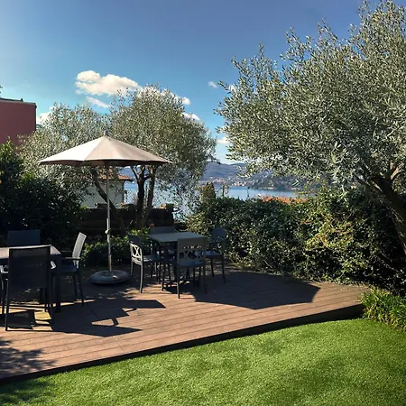 Lumina - Secluded Garden Retreat - View