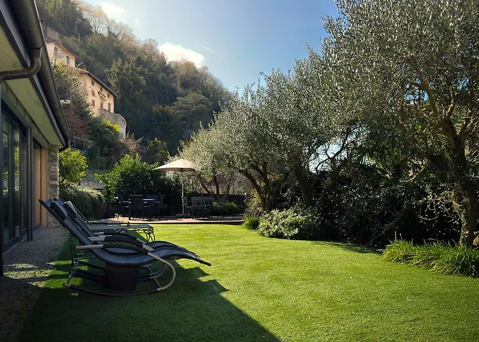 Lumina - Secluded Garden Retreat - View * Torno